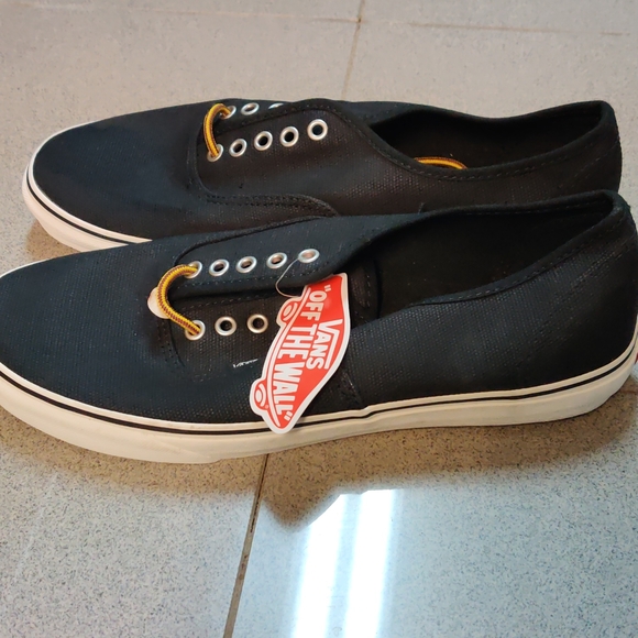 Vans Authentic Men's Sneakers Size 11.5 - Picture 3 of 4